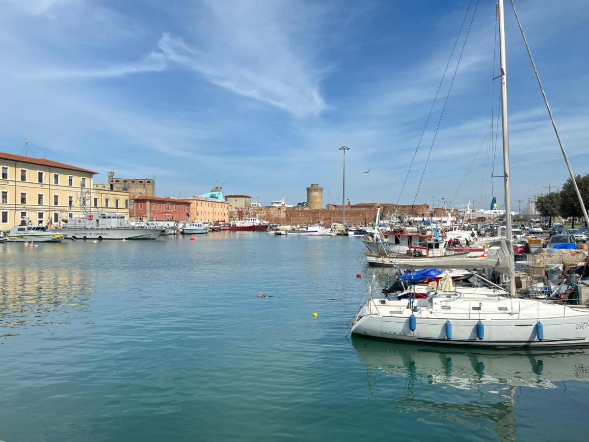 Kasia Porta Sul Mare Di Livorno Free Parking エクステリア 写真