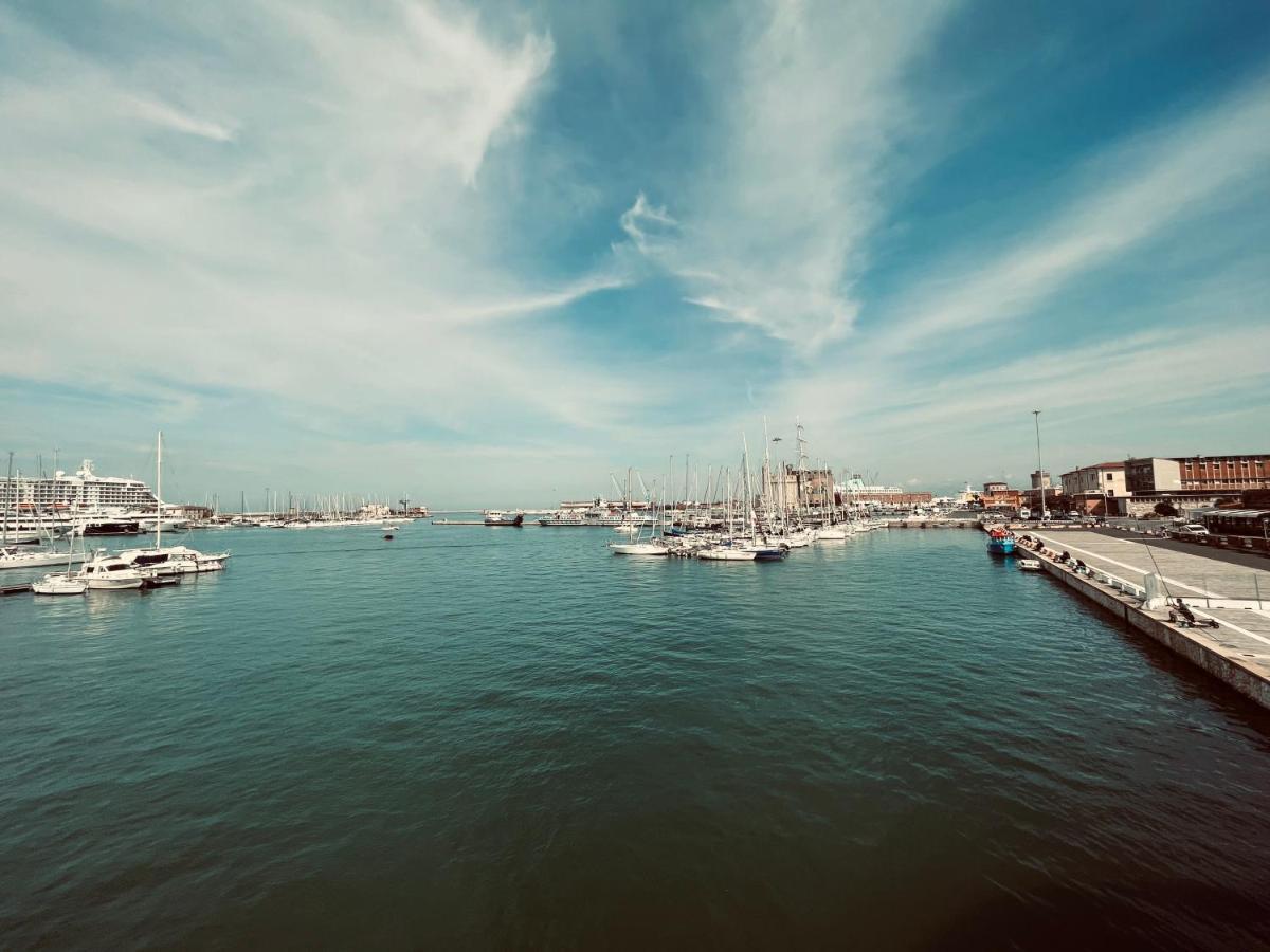 Kasia Porta Sul Mare Di Livorno Free Parking エクステリア 写真